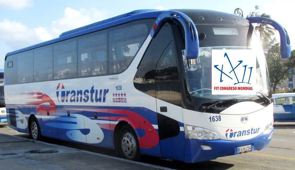 Transporte Regular.Ómnibus Hyundai  La Habana - Viñales